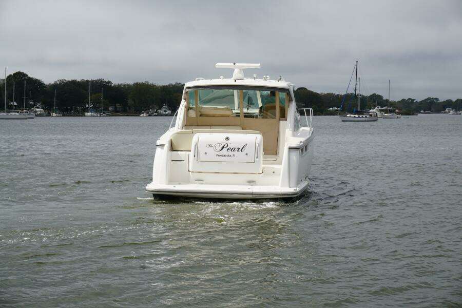 2007 39 Tiara Yachts 3900 Sovran The Pearl Transom (2)
