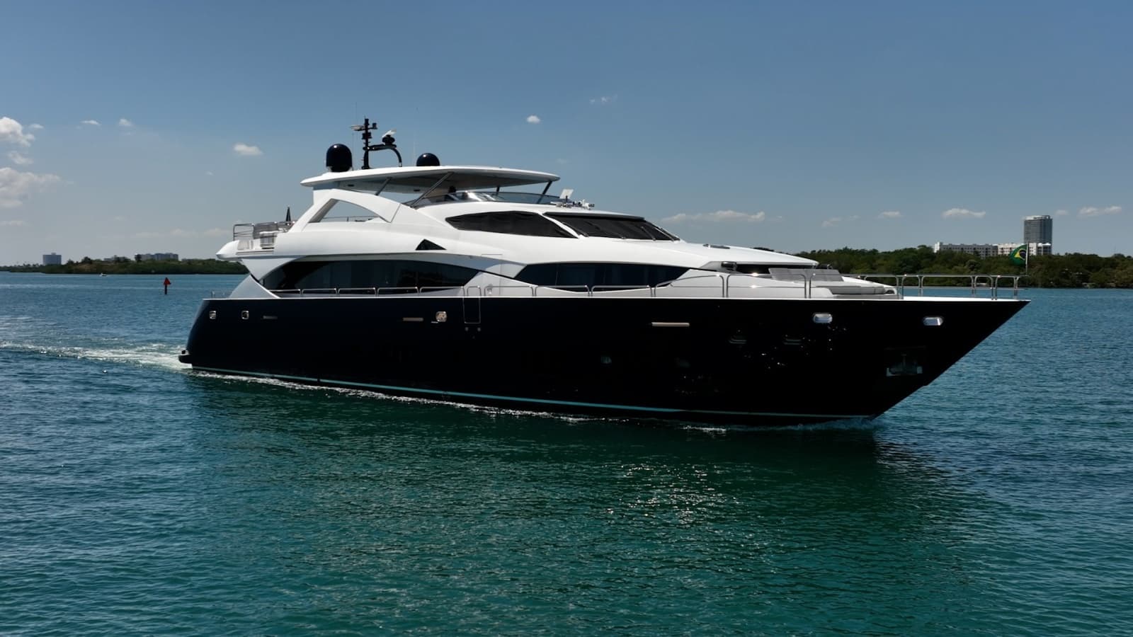 2010 Sunseeker 34 Metre Yacht