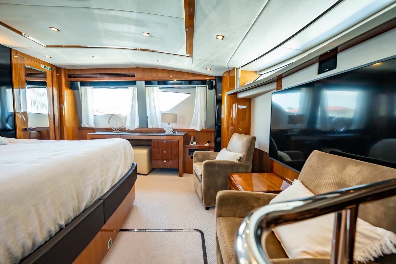 2010 Sunseeker 34 Metre Yacht