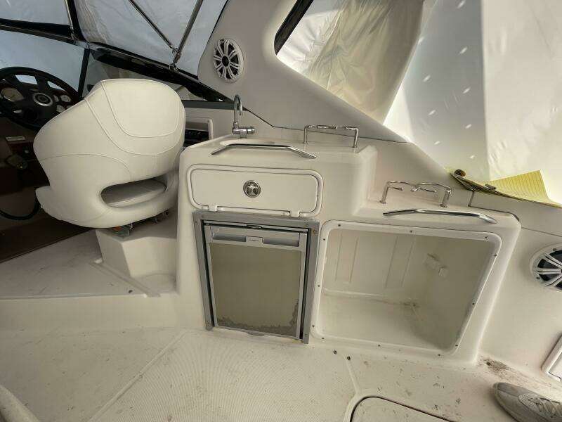 2006 Regal 2860 Window Express