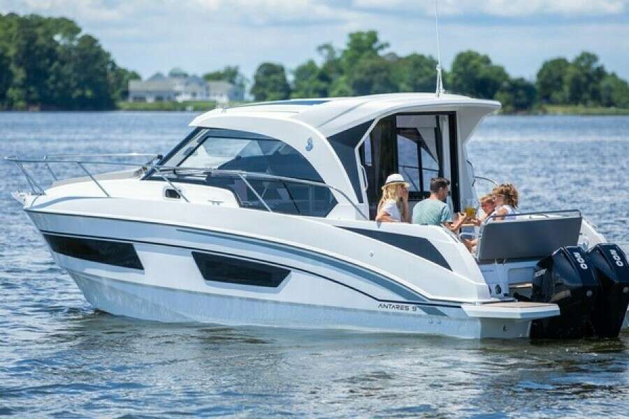 2026 Beneteau Antares 9