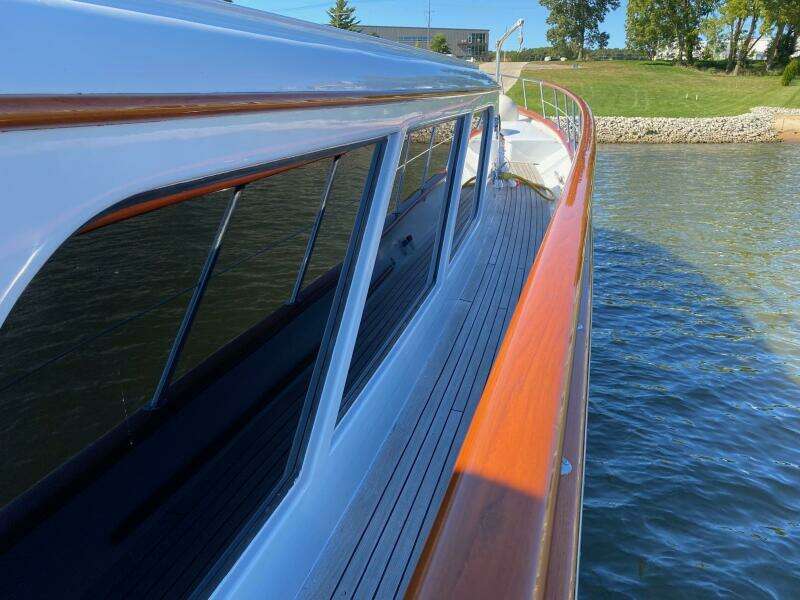 1988 Burger 80 Motor Yacht