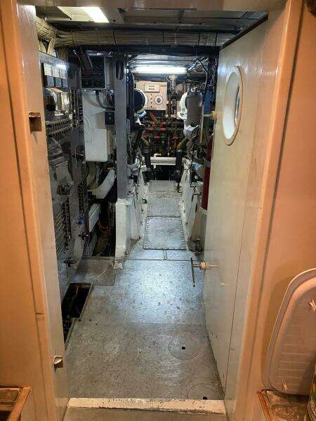 1988 Burger 80 Motor Yacht