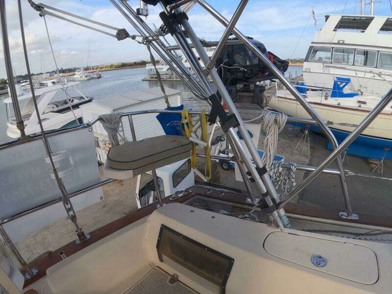 2005 Island Packet 370
