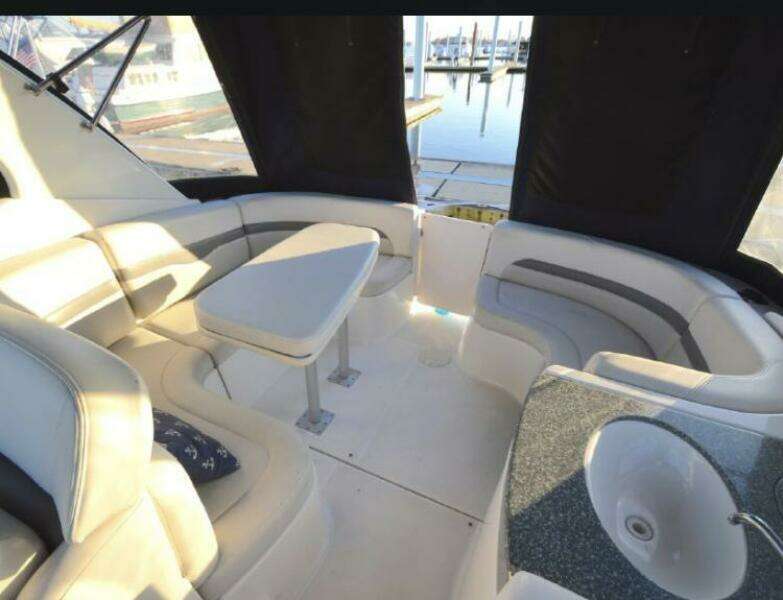 2006 Chaparral 330 signature