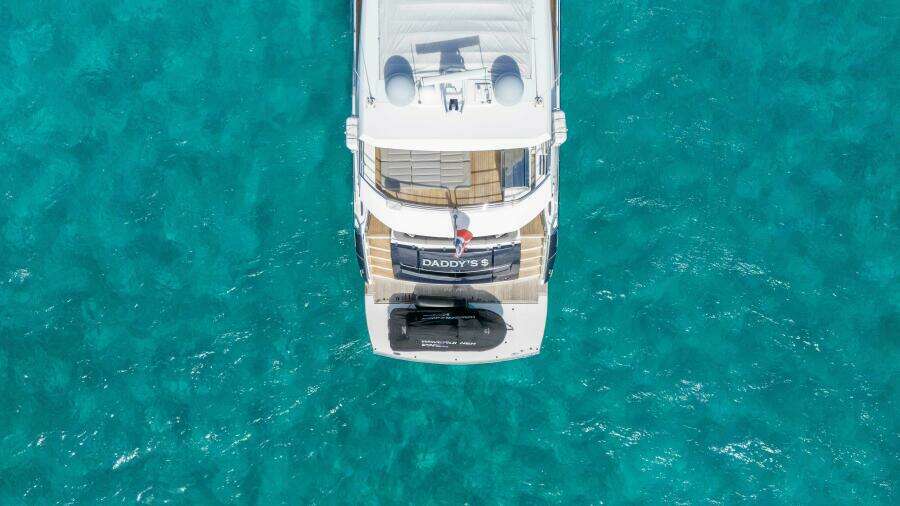 2016 Sunseeker 75 Yacht