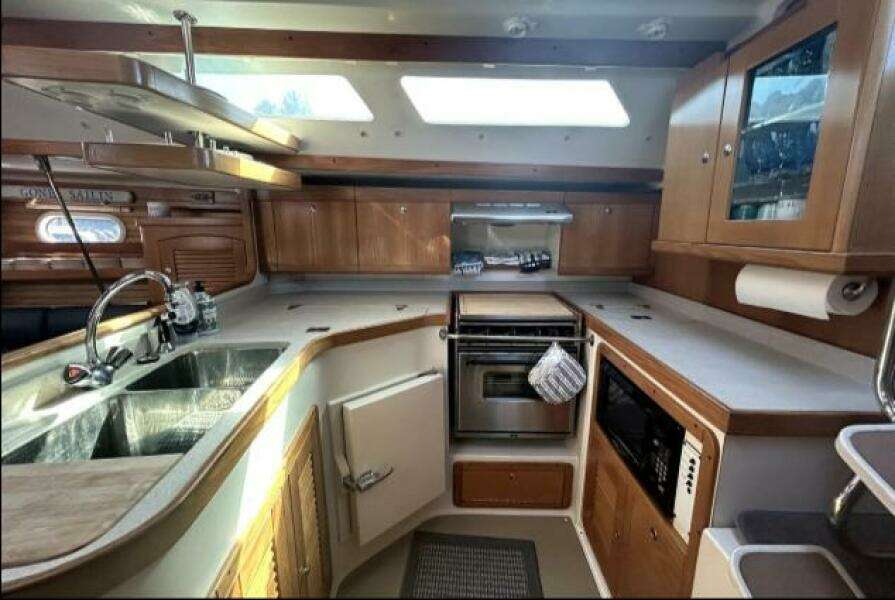 2004 Catalina 400