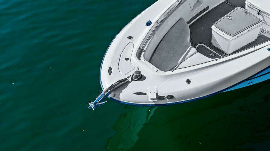 2004 Hydra-Sports Vector 3300 CC