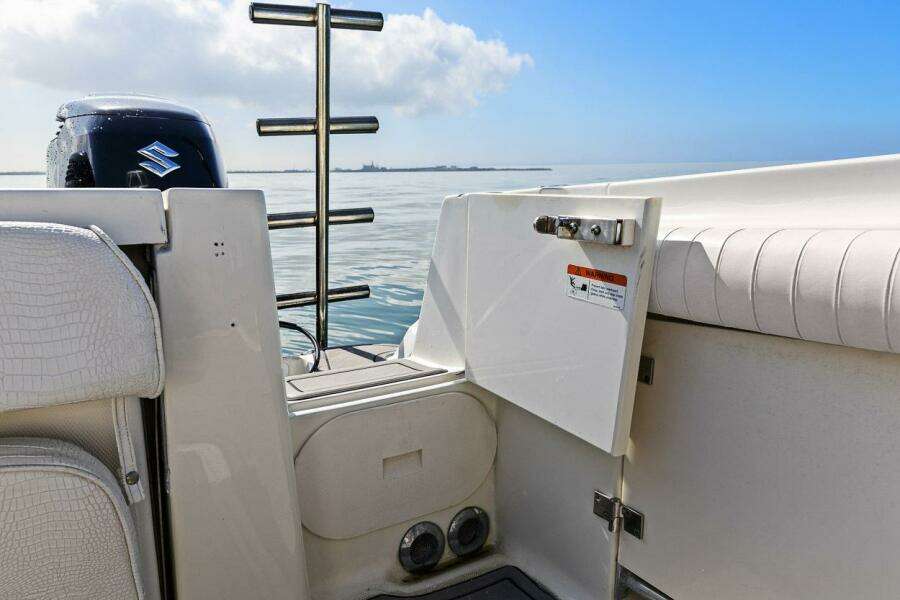 2004 Hydra-Sports Vector 3300 CC