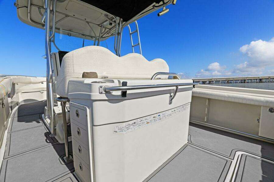 2004 Hydra-Sports Vector 3300 CC