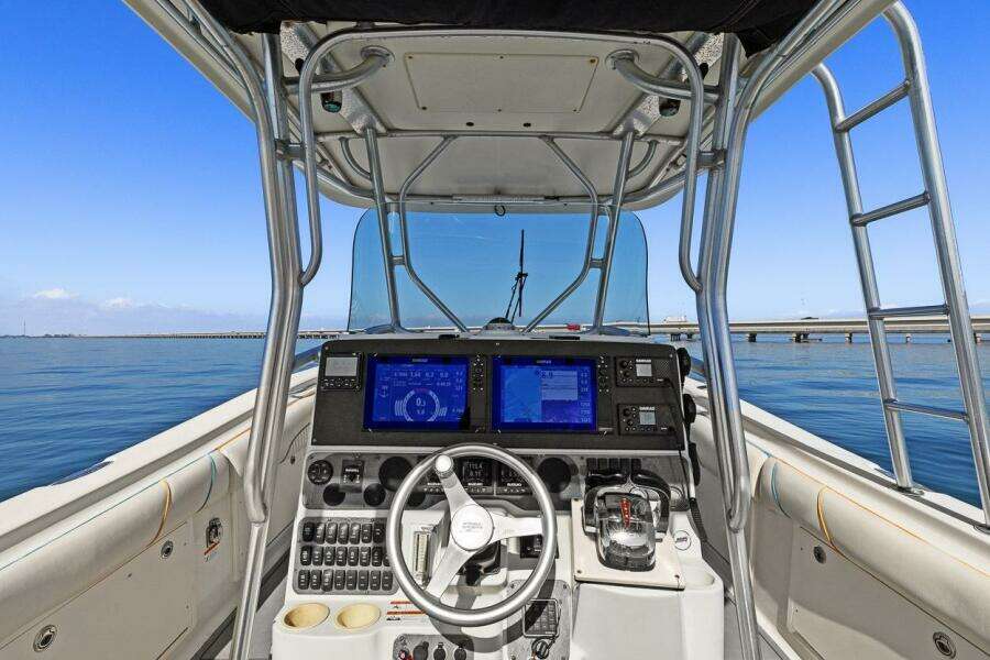 2004 Hydra-Sports Vector 3300 CC