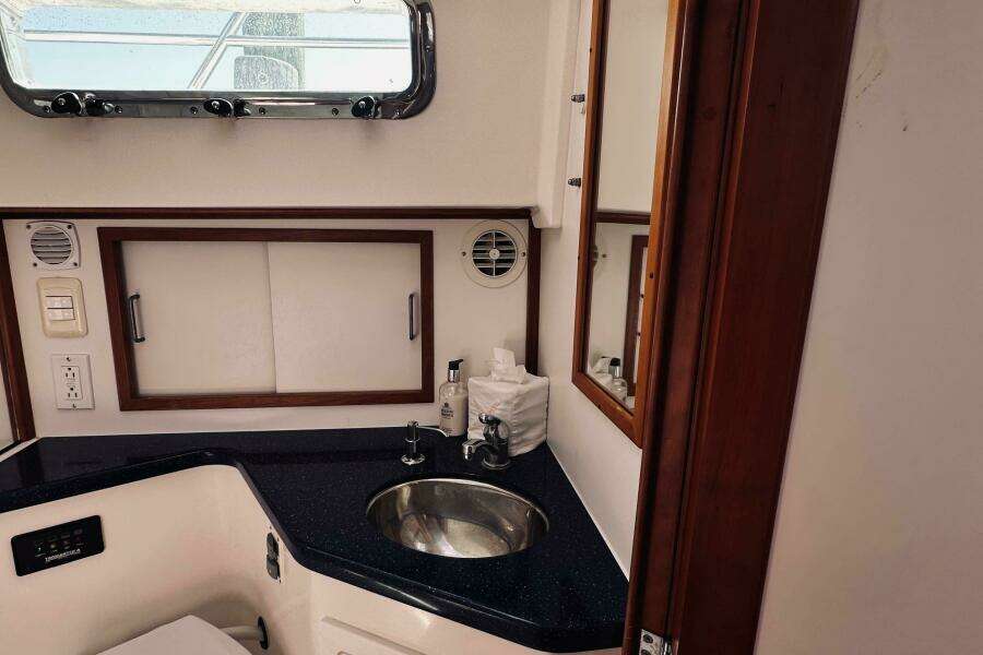 2007 Sabre 34 Express