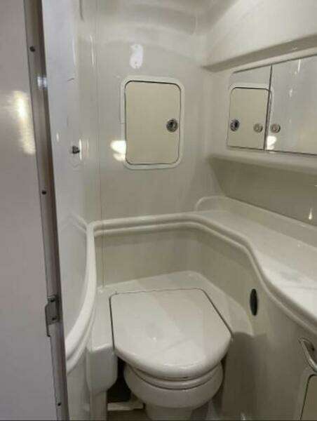 2006 Sea Ray 320 Sundancer