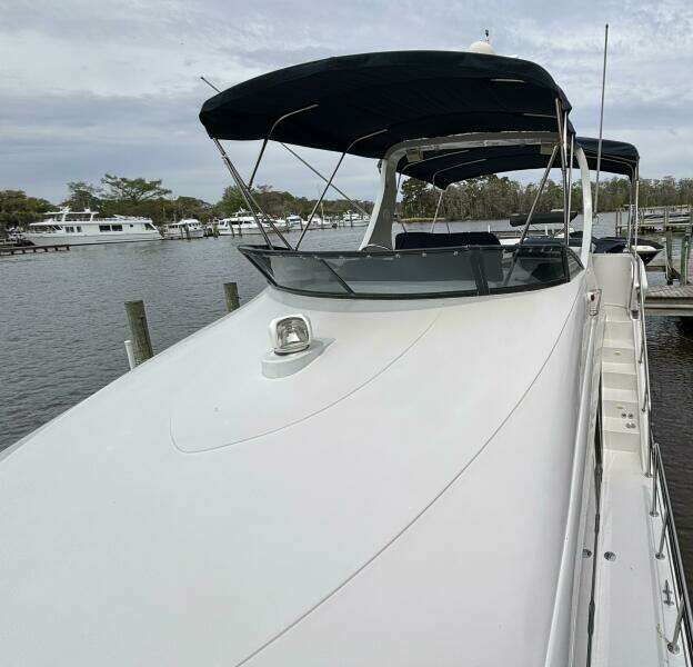 2007 Bluewater 5200