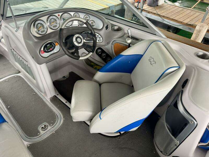 2006 Correct Craft Air Nautique SV-211 Team Edition