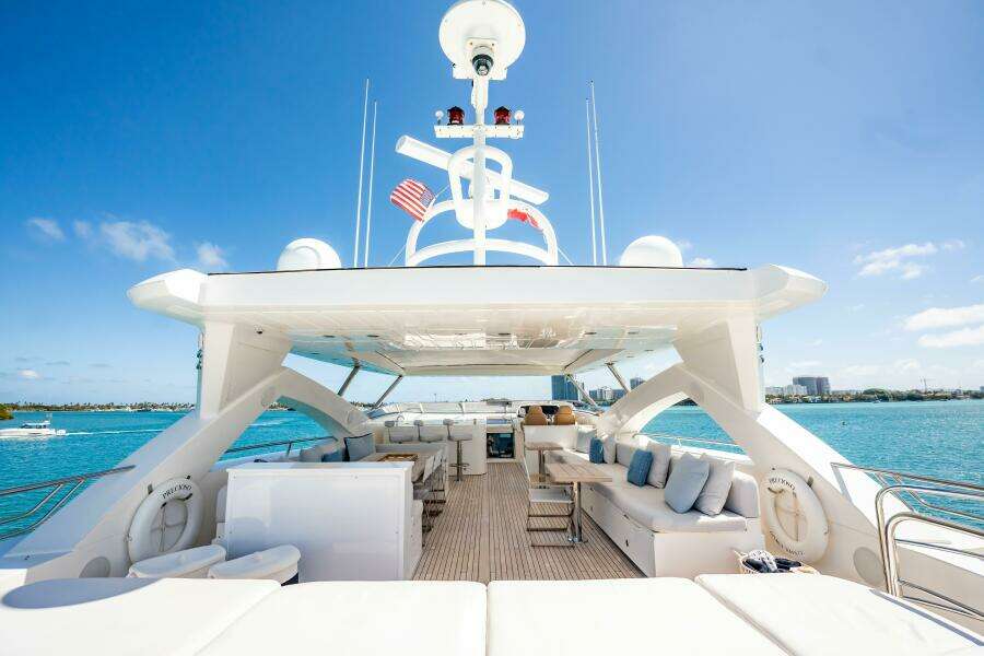 2011 Sunseeker 34 Metre Yacht