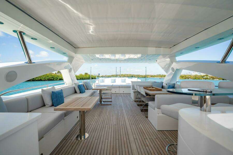 2011 Sunseeker 34 Metre Yacht