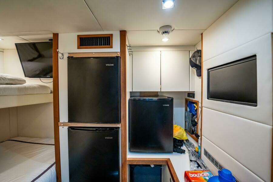 2011 Sunseeker 34 Metre Yacht