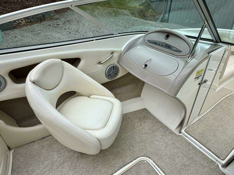 2007 Maxum 2200 SR3