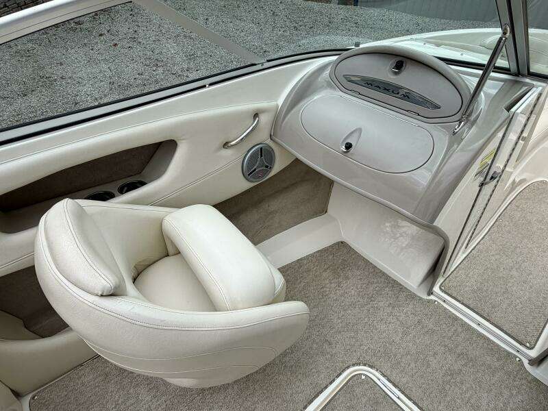 2007 Maxum 2200 SR3