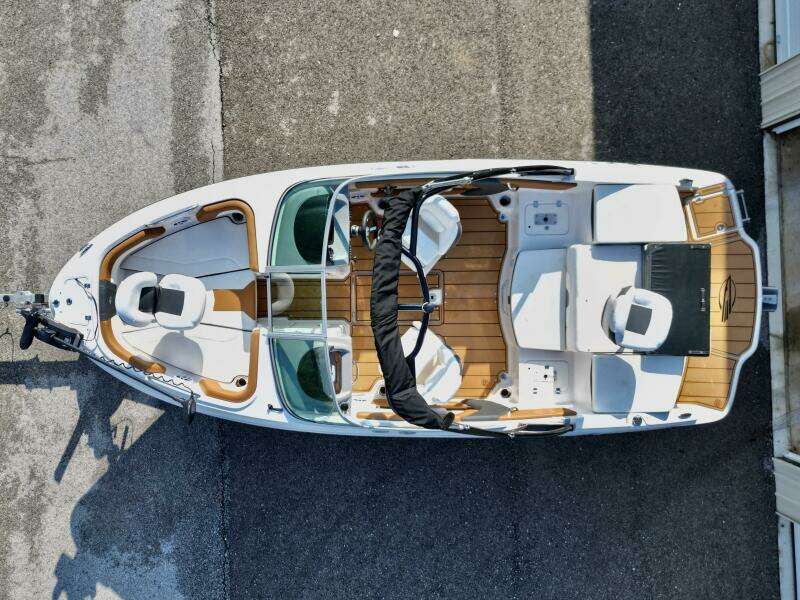 2023 Chaparral 21 SSi Ski & Fish