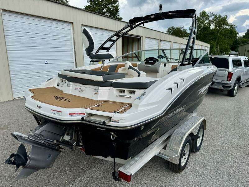 2023 Chaparral 21 SSi Ski & Fish