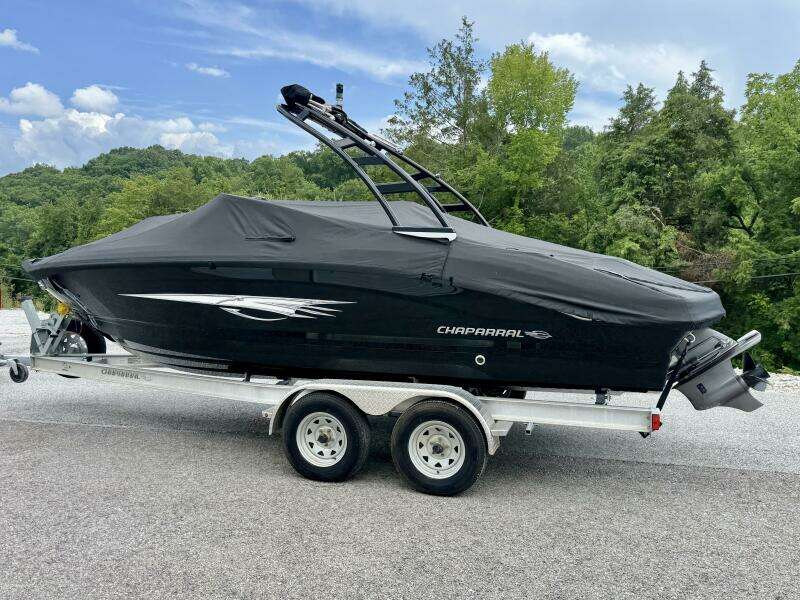 2023 Chaparral 21 SSi Ski & Fish