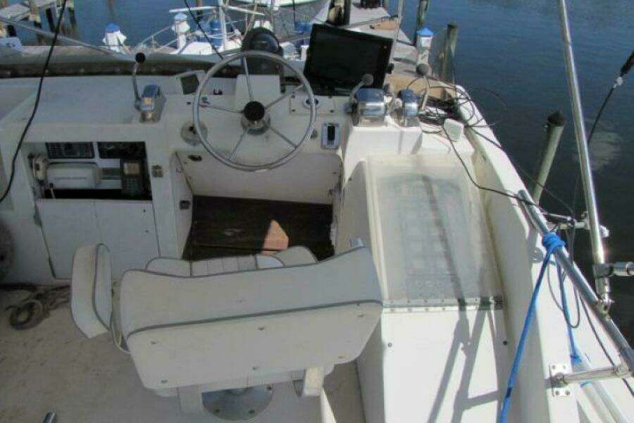 1973 Chris-Craft 55 Commander