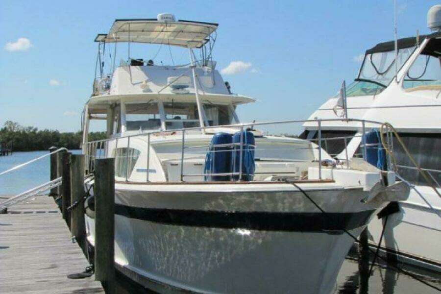1973 Chris-Craft 55 Commander
