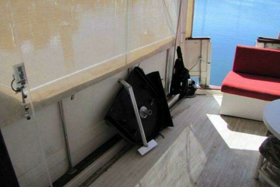 1973 Chris-Craft 55 Commander