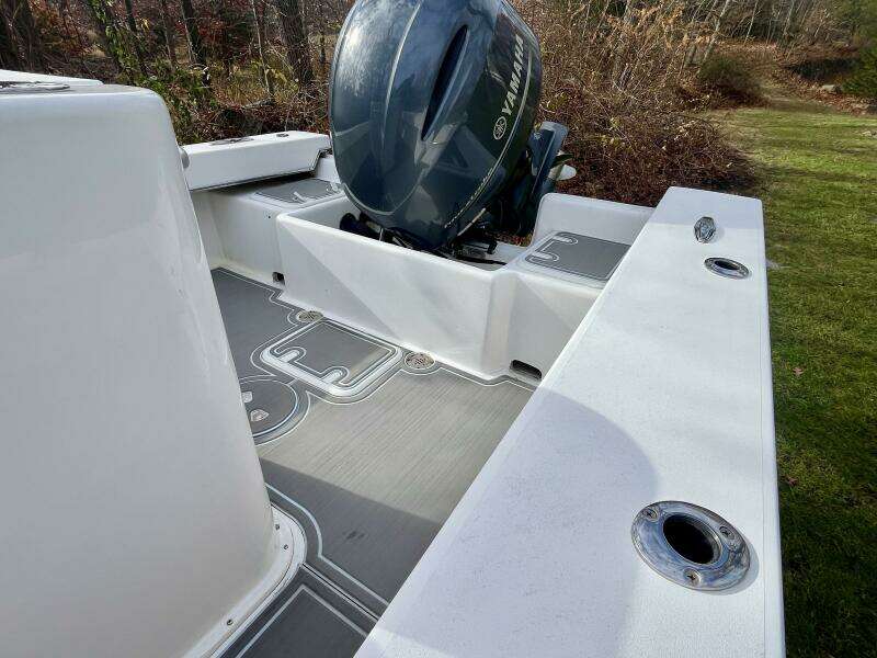 2023 Jones Brothers Cape Fisherman 20