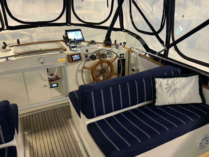 1991 Grand Banks 42 Classic