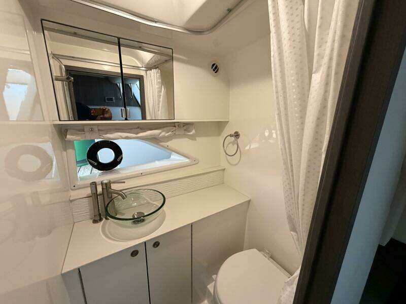 2023 Sea Ray Sundancer 320