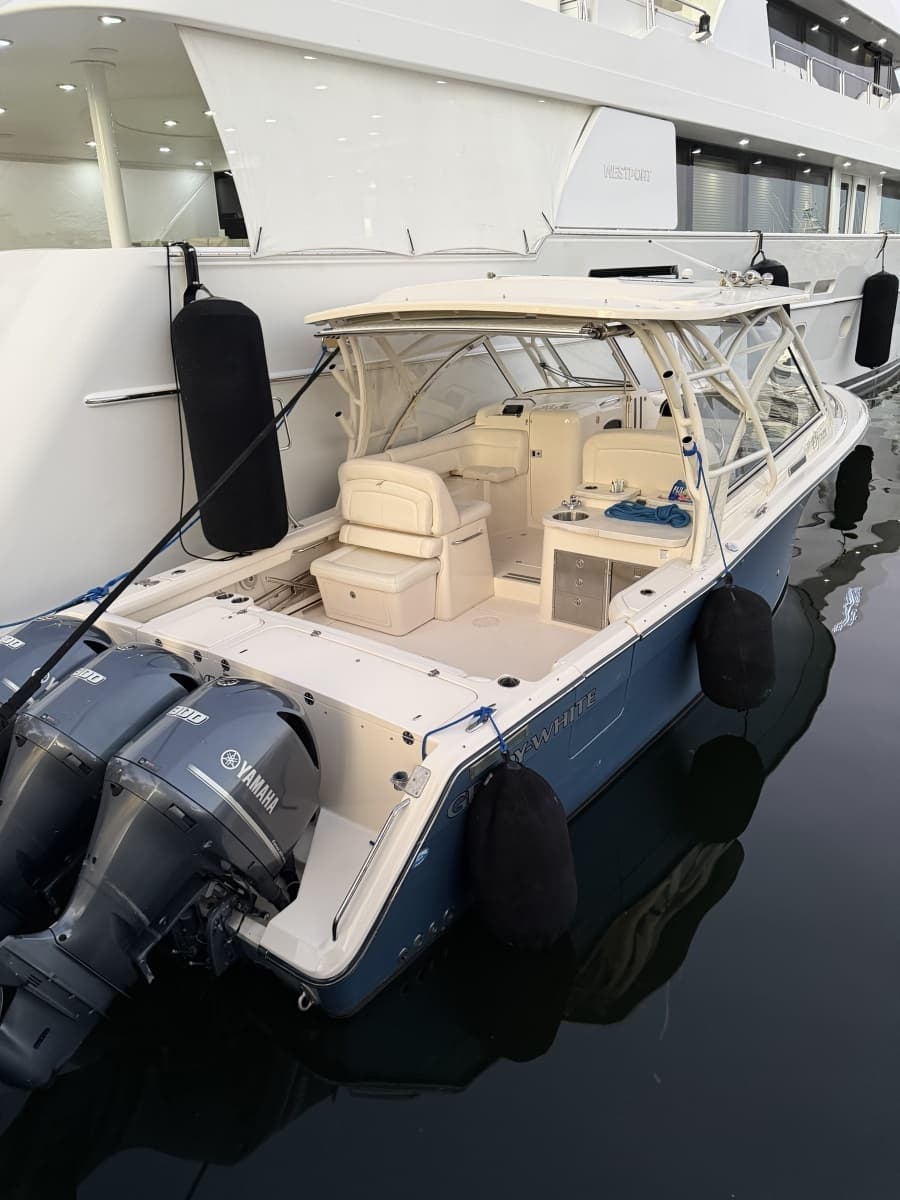 2018 Grady-White Freedom 335