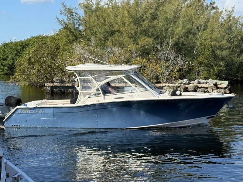 2018 Grady-White Freedom 335