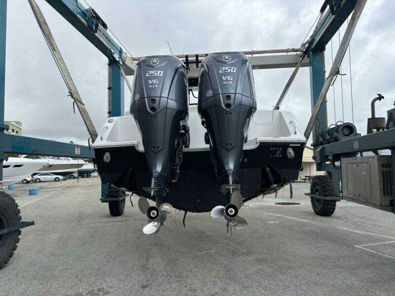 2022 Sea Hunt Ultra 275 SE