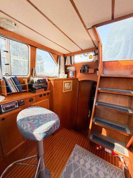 1986 Nauticat 40 Cutter Ketch Pilothouse