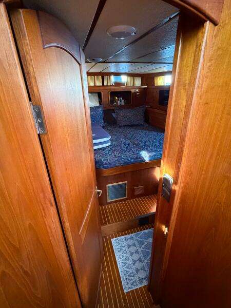 1986 Nauticat 40 Cutter Ketch Pilothouse
