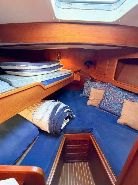 1986 Nauticat 40 Cutter Ketch Pilothouse