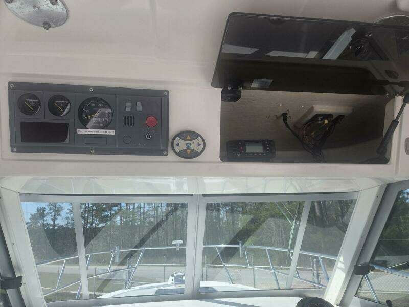 2008 True World Marine TE2810
