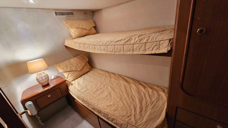 2000 Ocean Yachts 70 SUPER SPORT