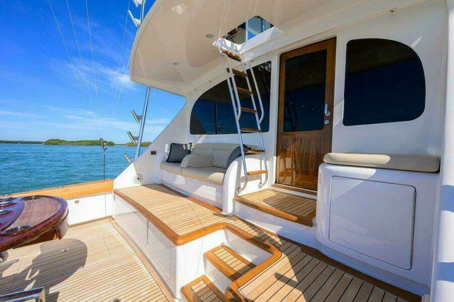 Viking 72 Knot Again - Cockpit