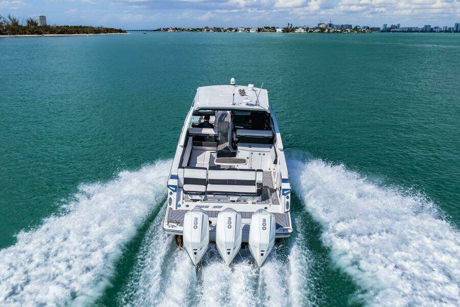 2023 Monterey 385 SS