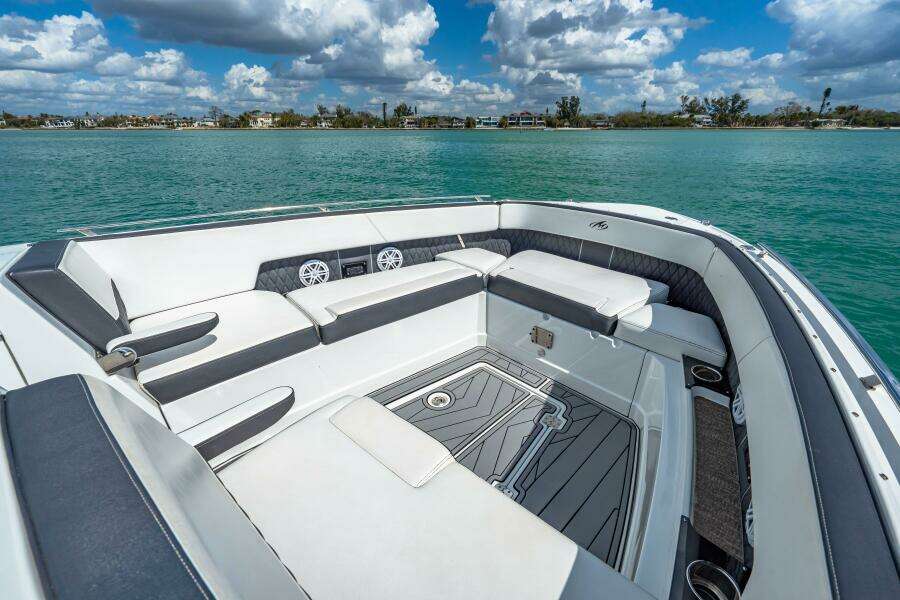 2023 Monterey 385 SS