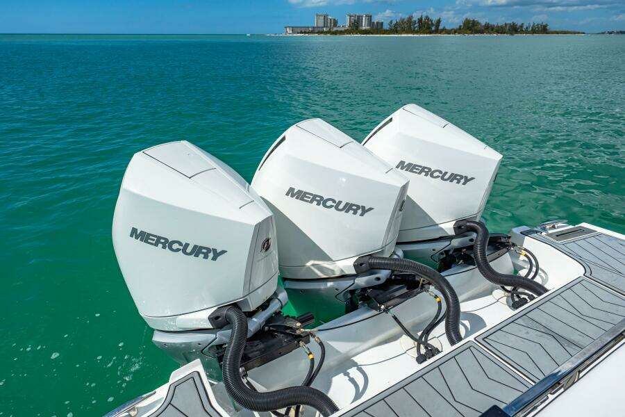 2023 Monterey 385 SS - Engine