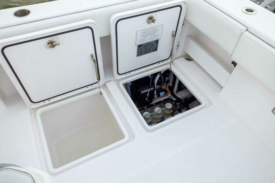 2024 Invincible 35’ Catamaran