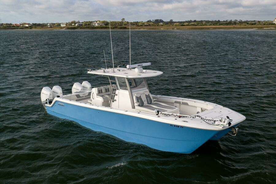 2024 Invincible 35’ Catamaran