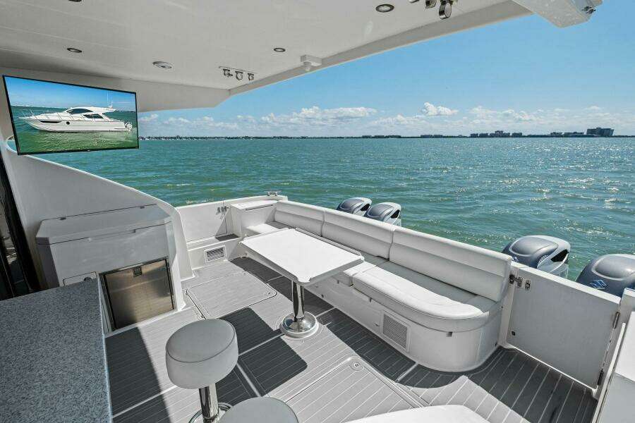 2018 Outboard Express Catamaran 47