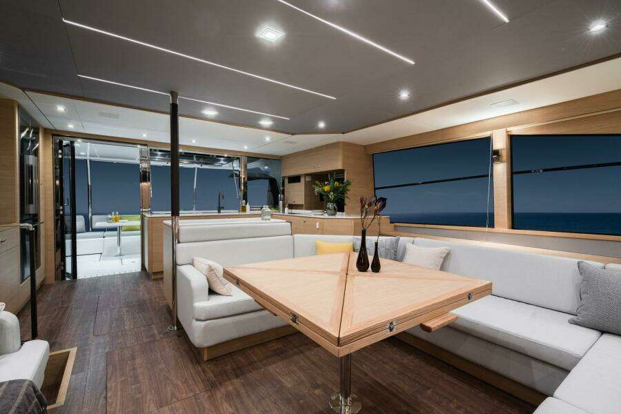 2024 Aquila 54 Yacht