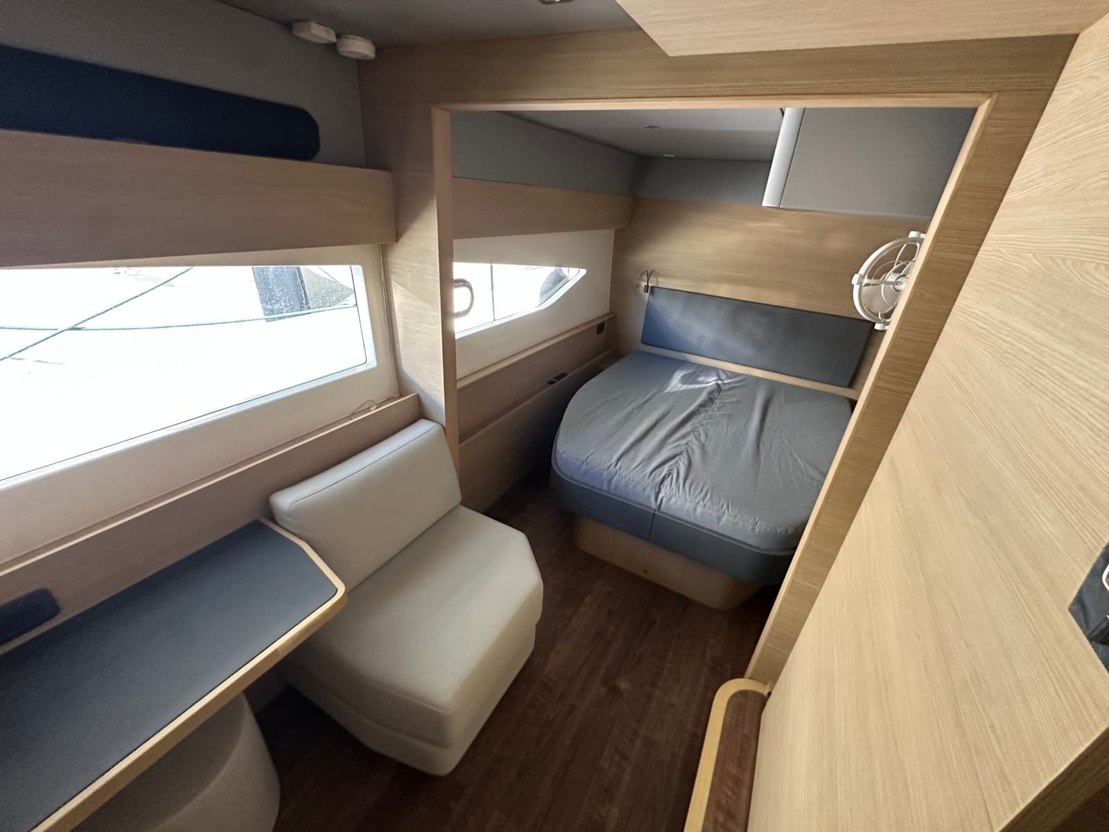 2024 Aquila 54 Yacht